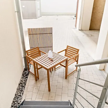 Whonap - Pink Lion I Parkplatz I Zentral I Terrasse I Kueche I Business Apartment *